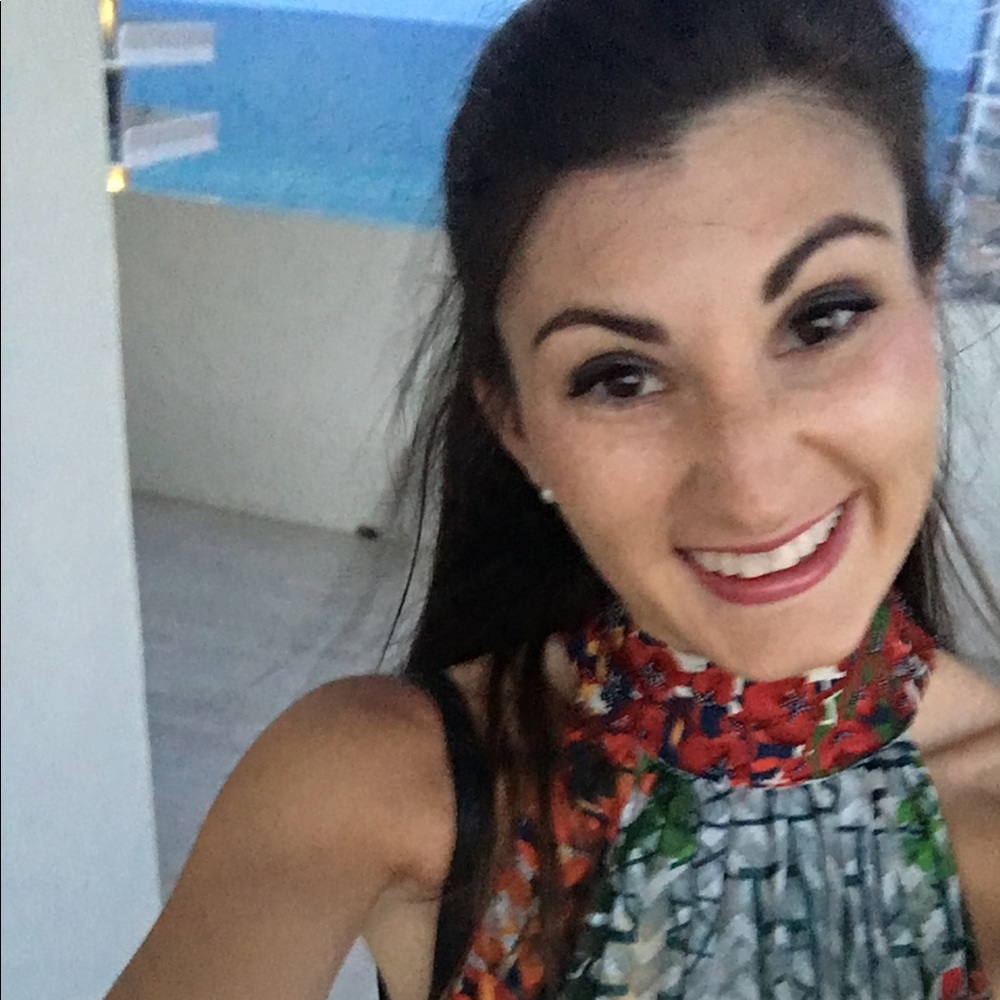 Meet your Posher, Carly